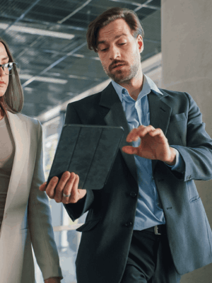 Reprendre une entreprise plutôt que créer : avantages et points de vigilance